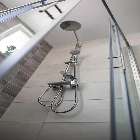 Apartment In Imotski Near Blue Lake Appartement *